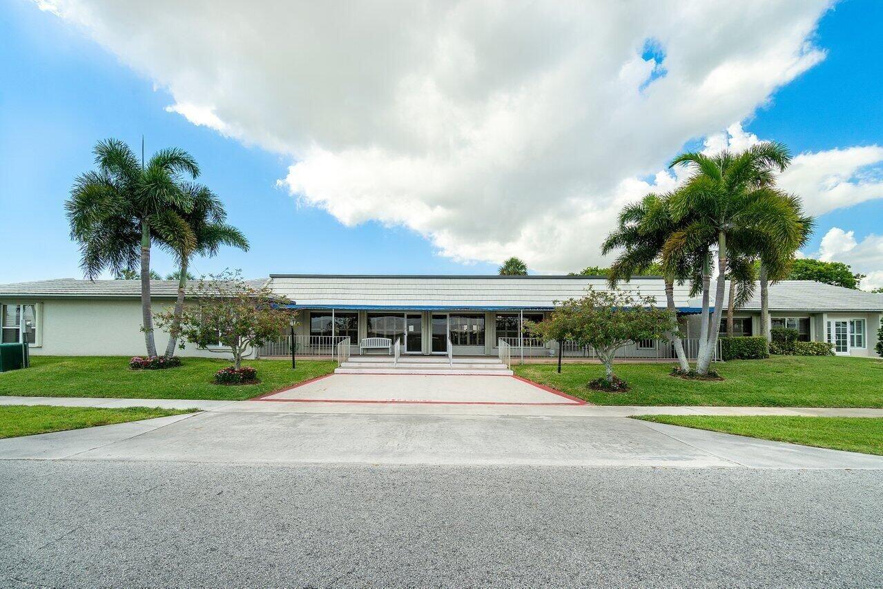 2096 SW 13th Terrace