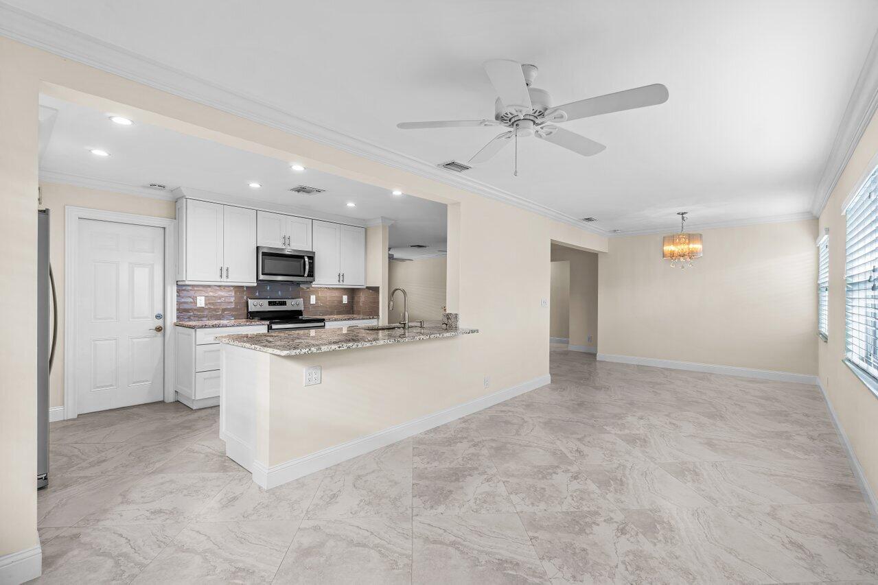 2096 SW 13th Terrace