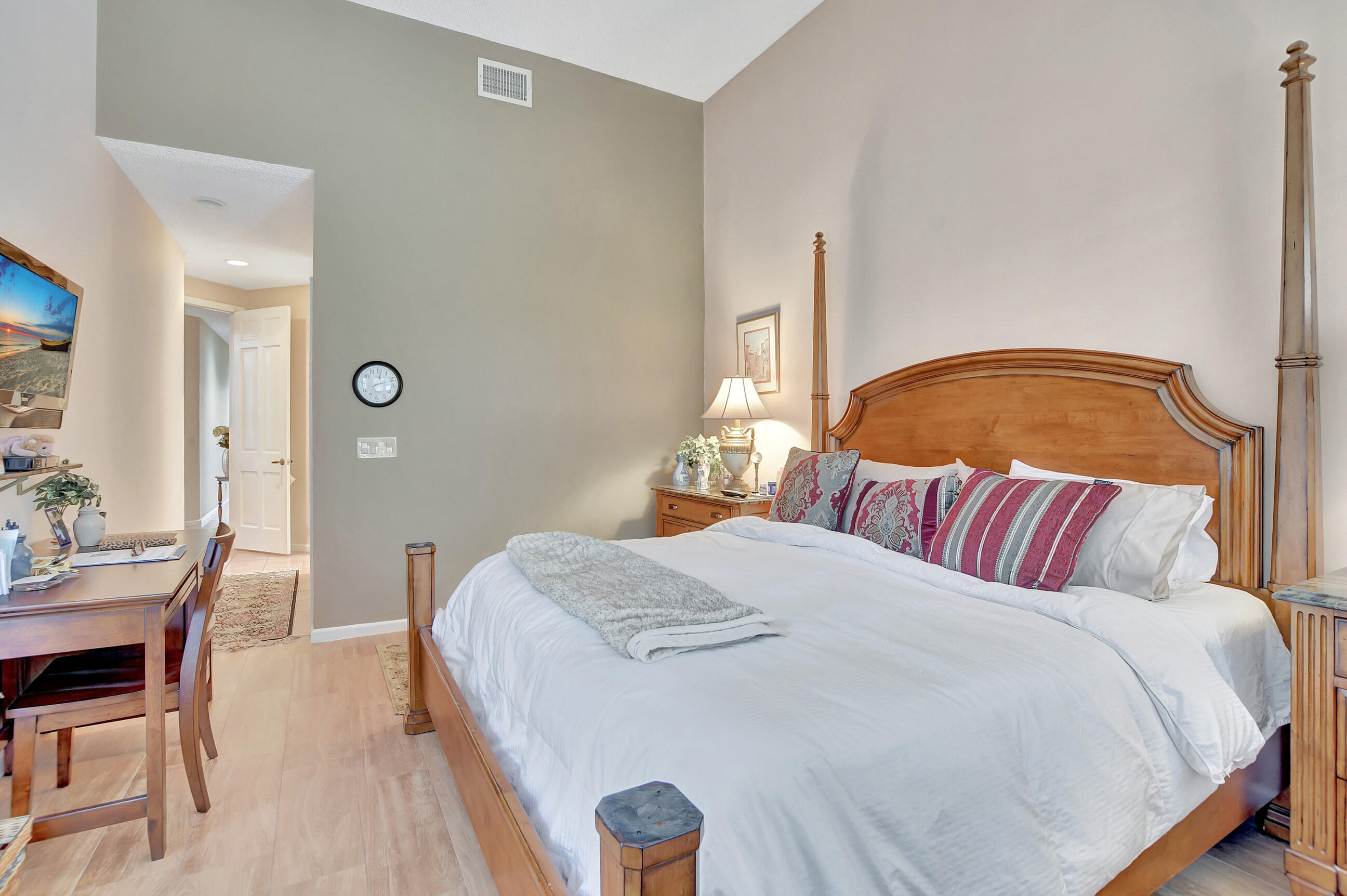 2201 NW 53rd Street