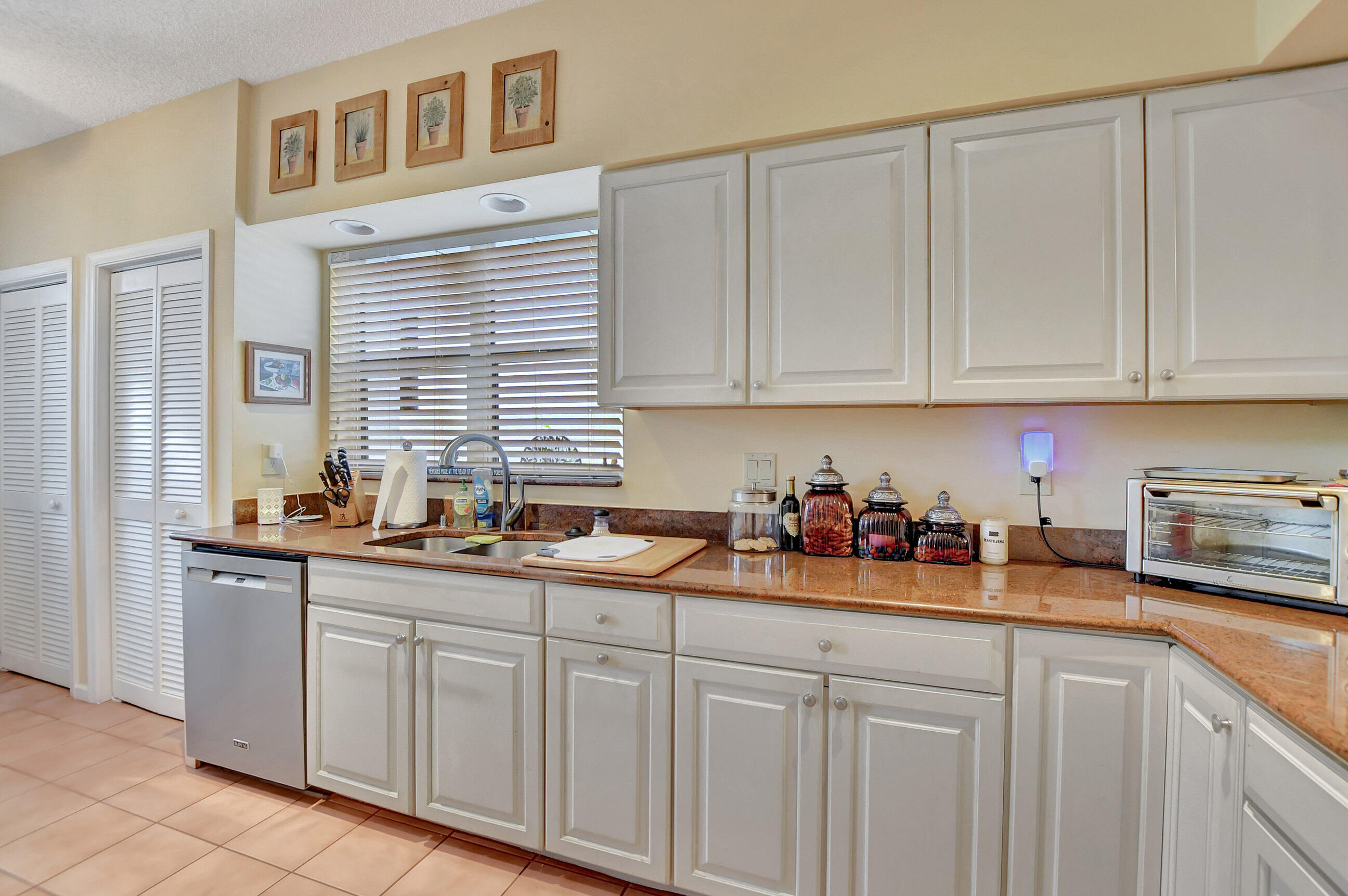 2201 NW 53rd Street