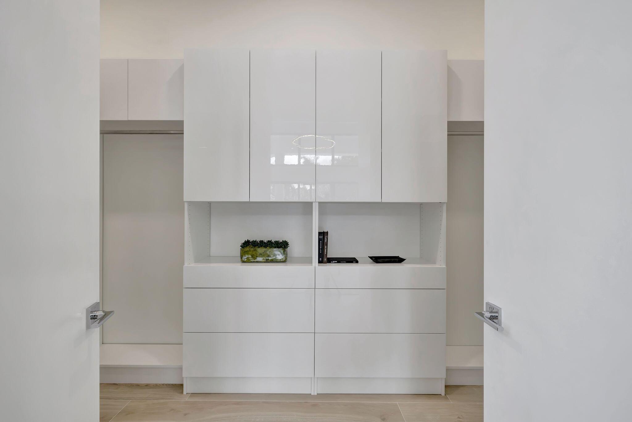 2518 NW 64th Boulevard