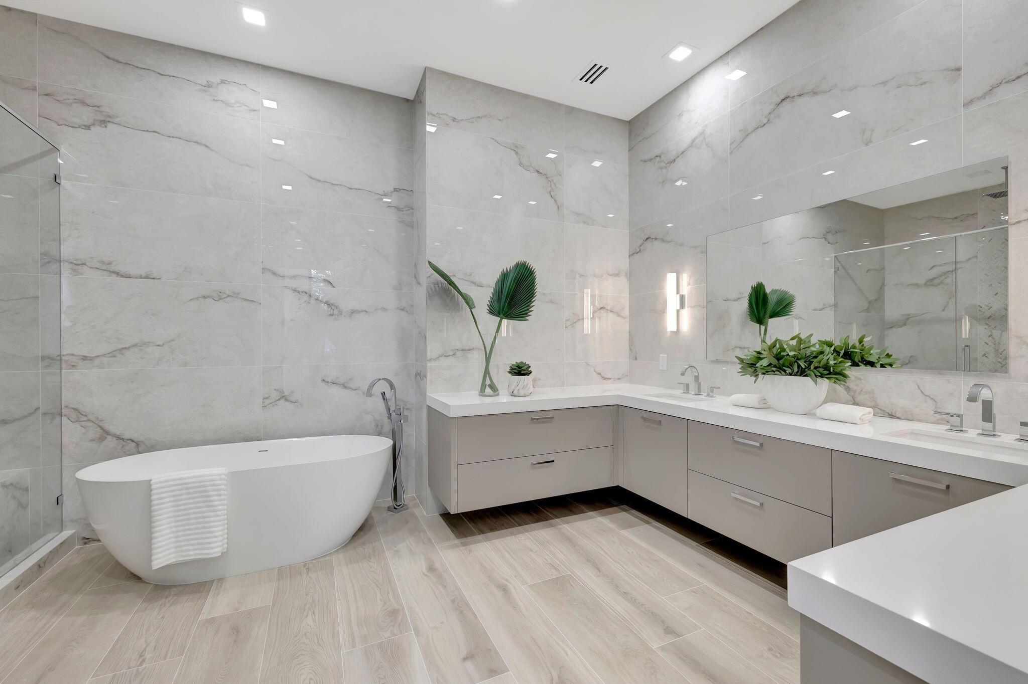 2518 NW 64th Boulevard