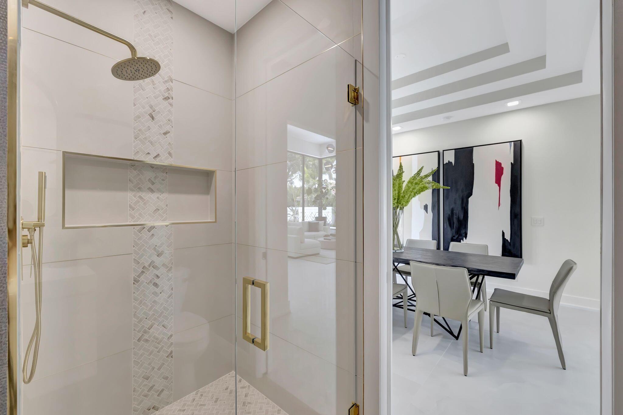 2518 NW 64th Boulevard