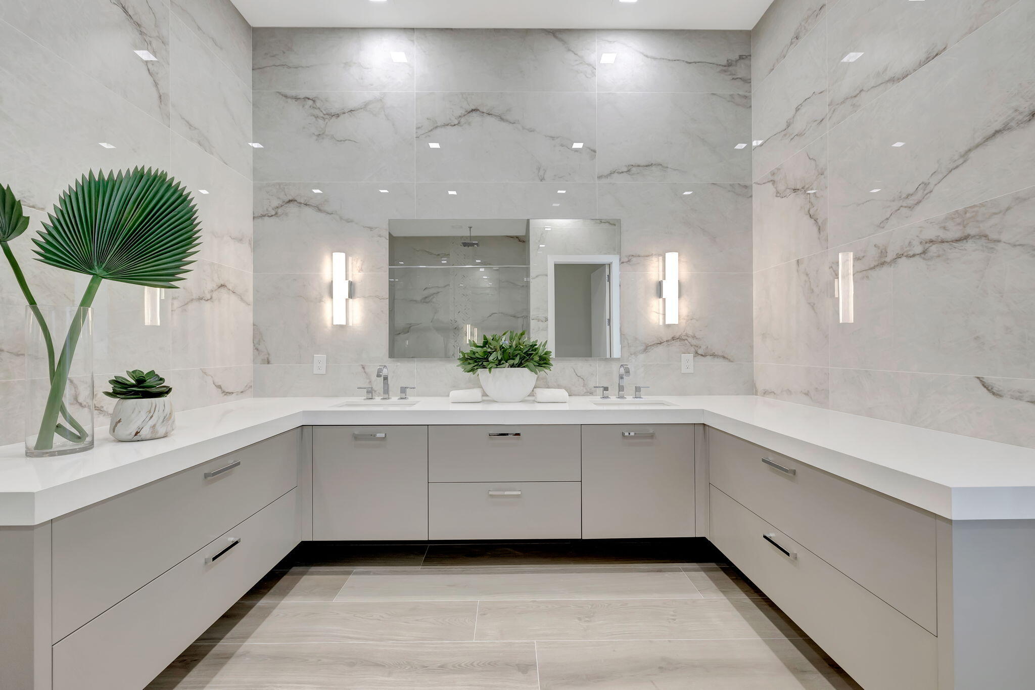 2518 NW 64th Boulevard