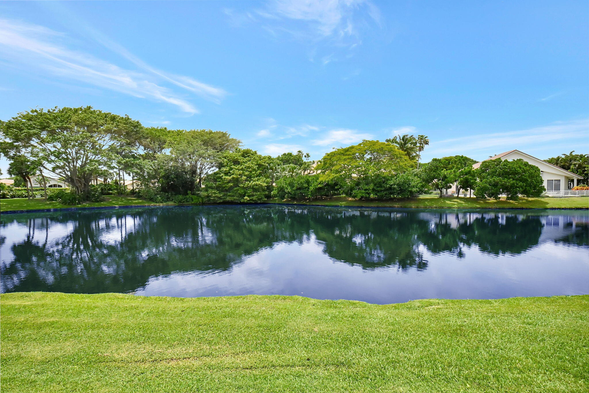 5827 NW 25th Terrace