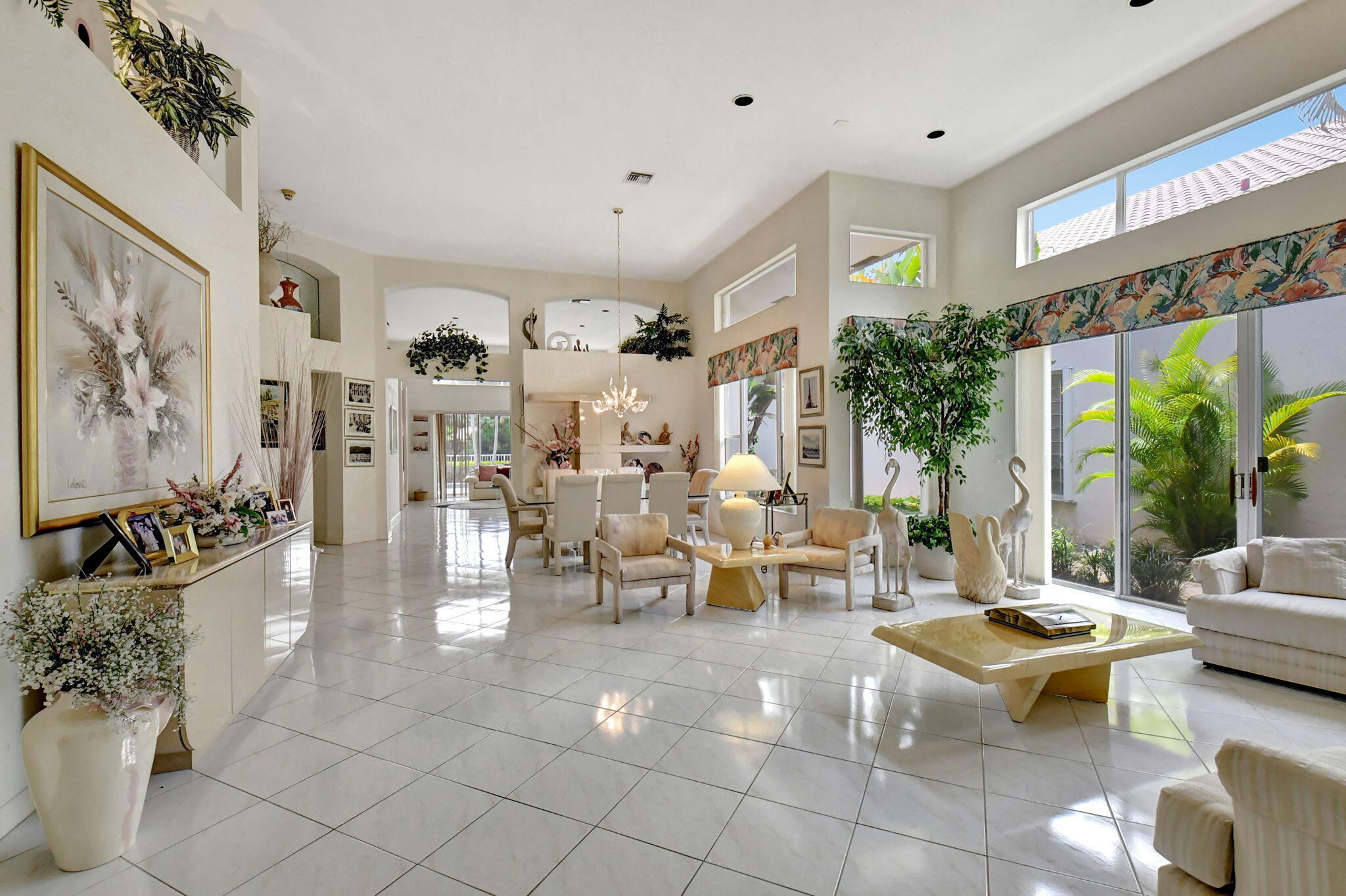 5827 NW 25th Terrace