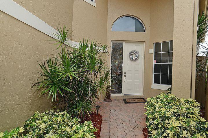 2476 NW 67th Street