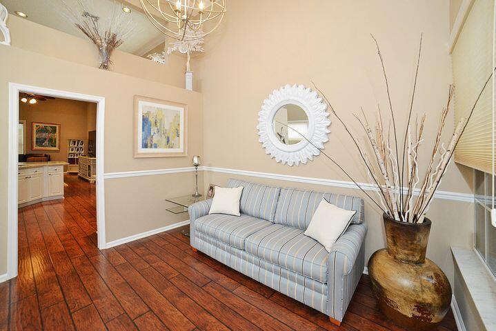 2476 NW 67th Street