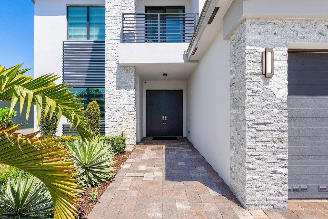 17106 Aquavera Way