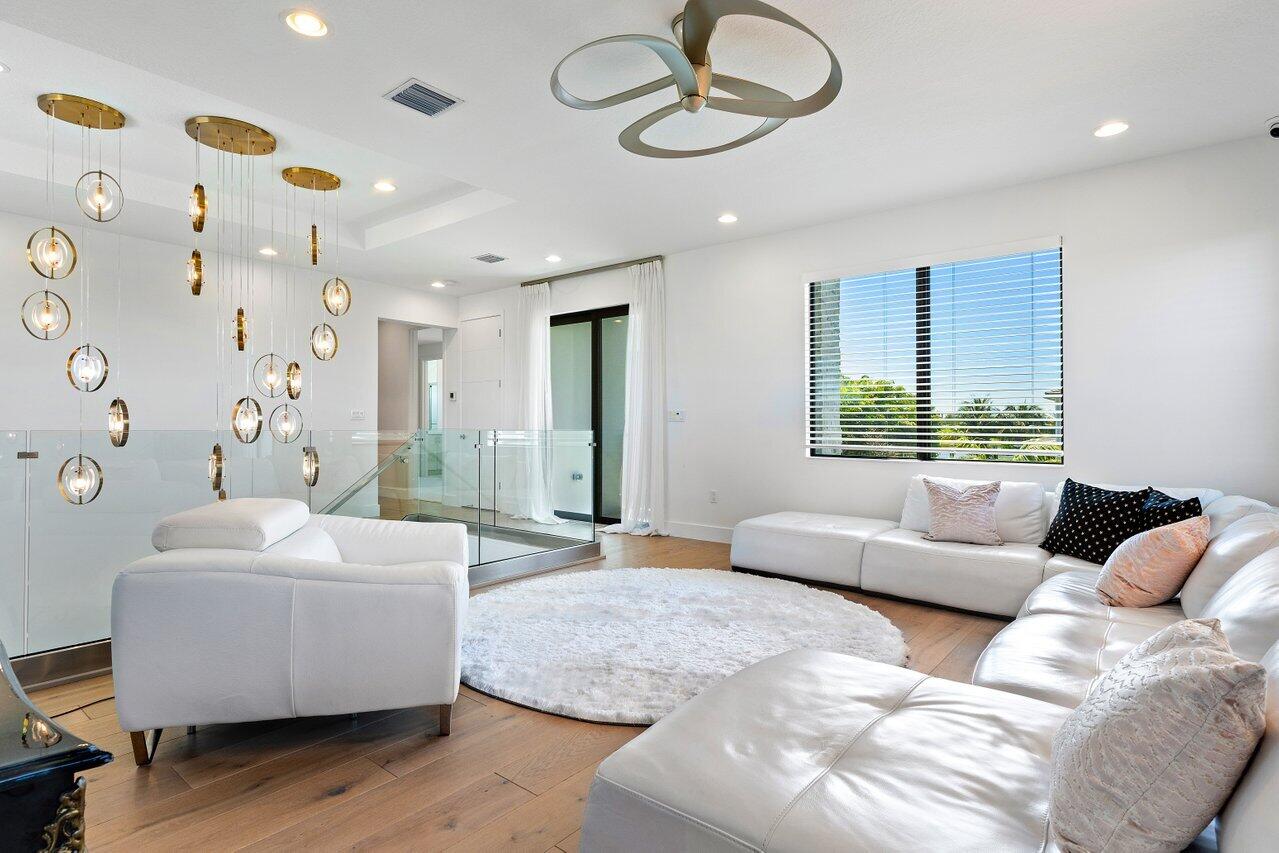 17106 Aquavera Way