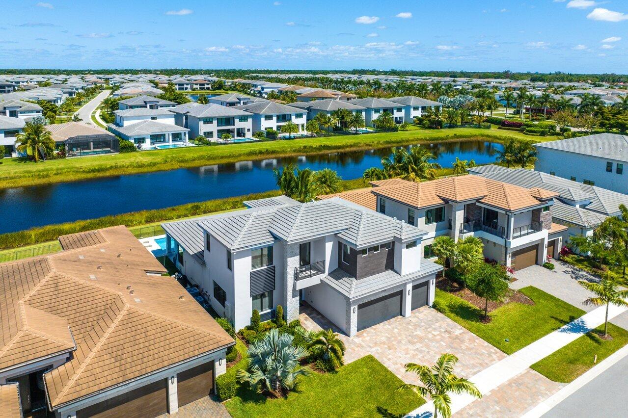17106 Aquavera Way