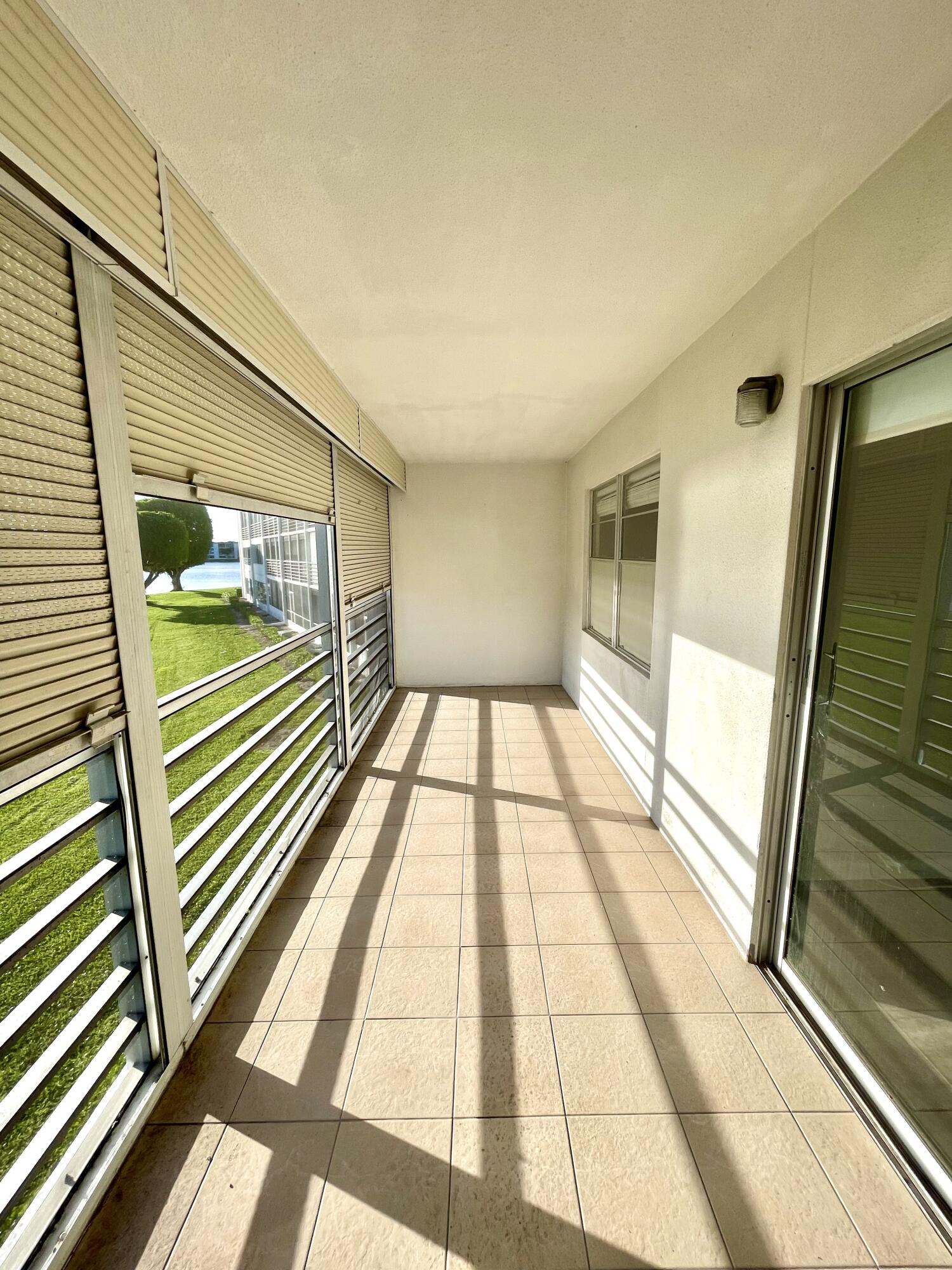 2080 Guildford E E