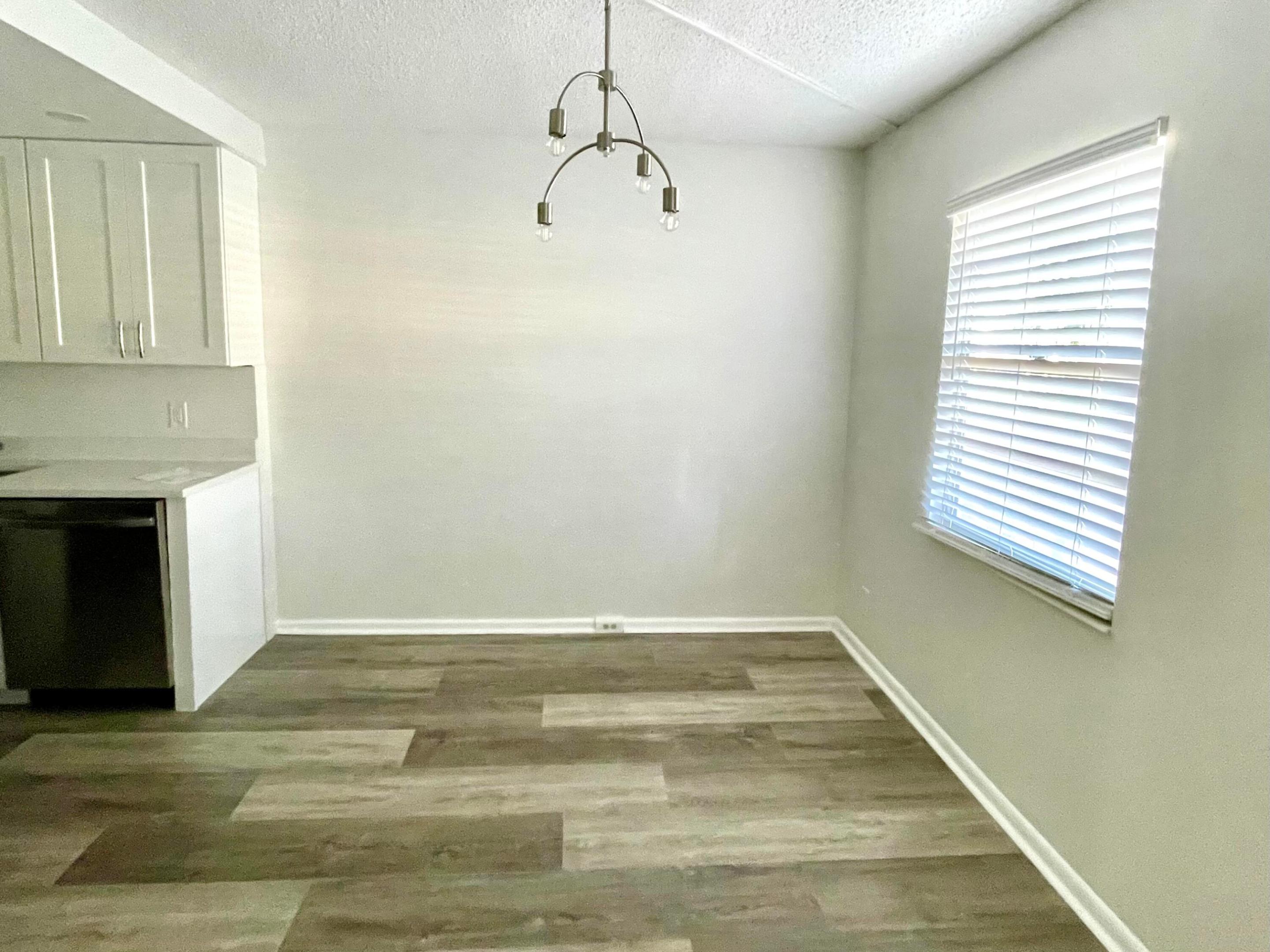 2080 Guildford E E