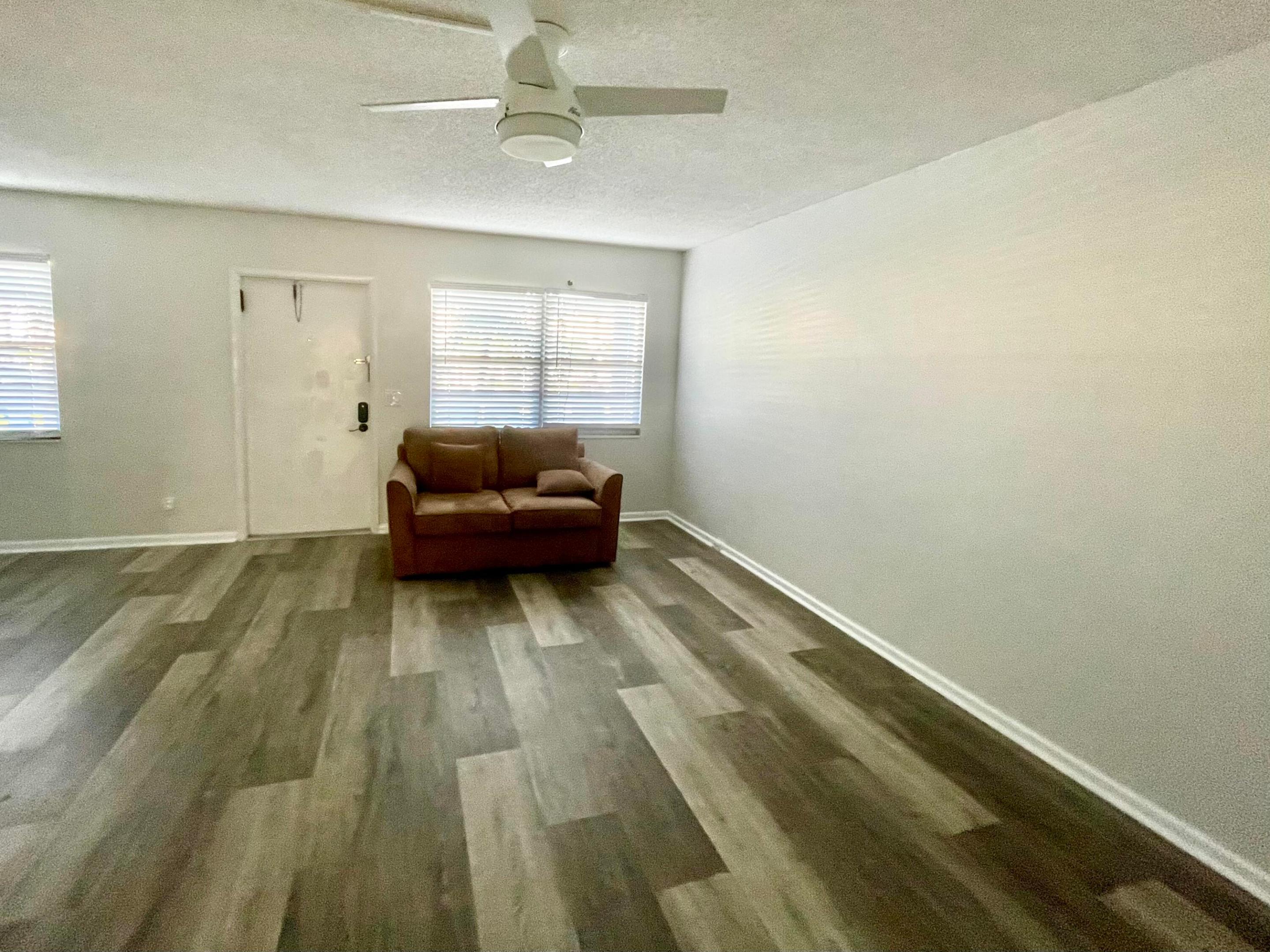 2080 Guildford E E