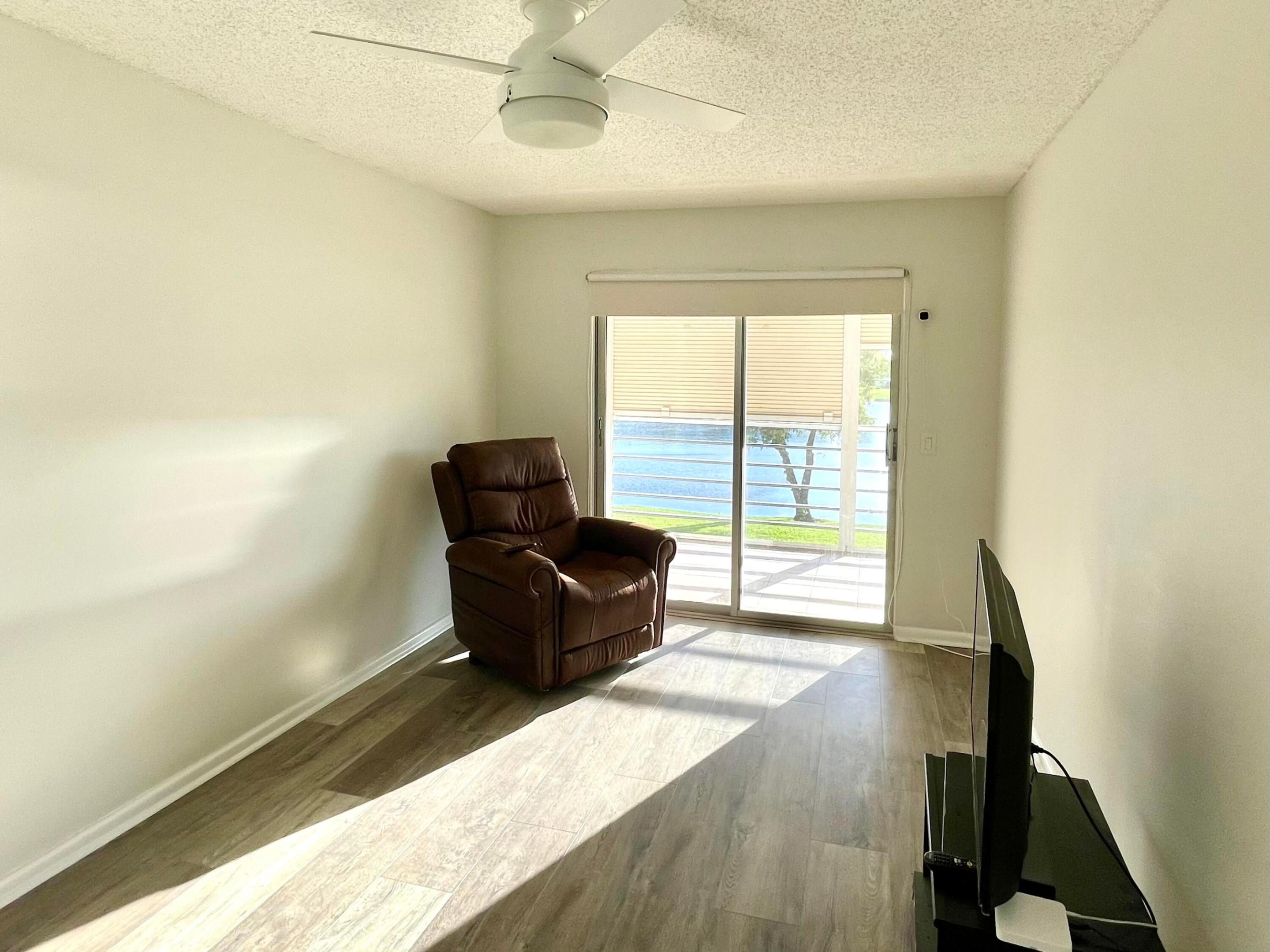 2080 Guildford E E