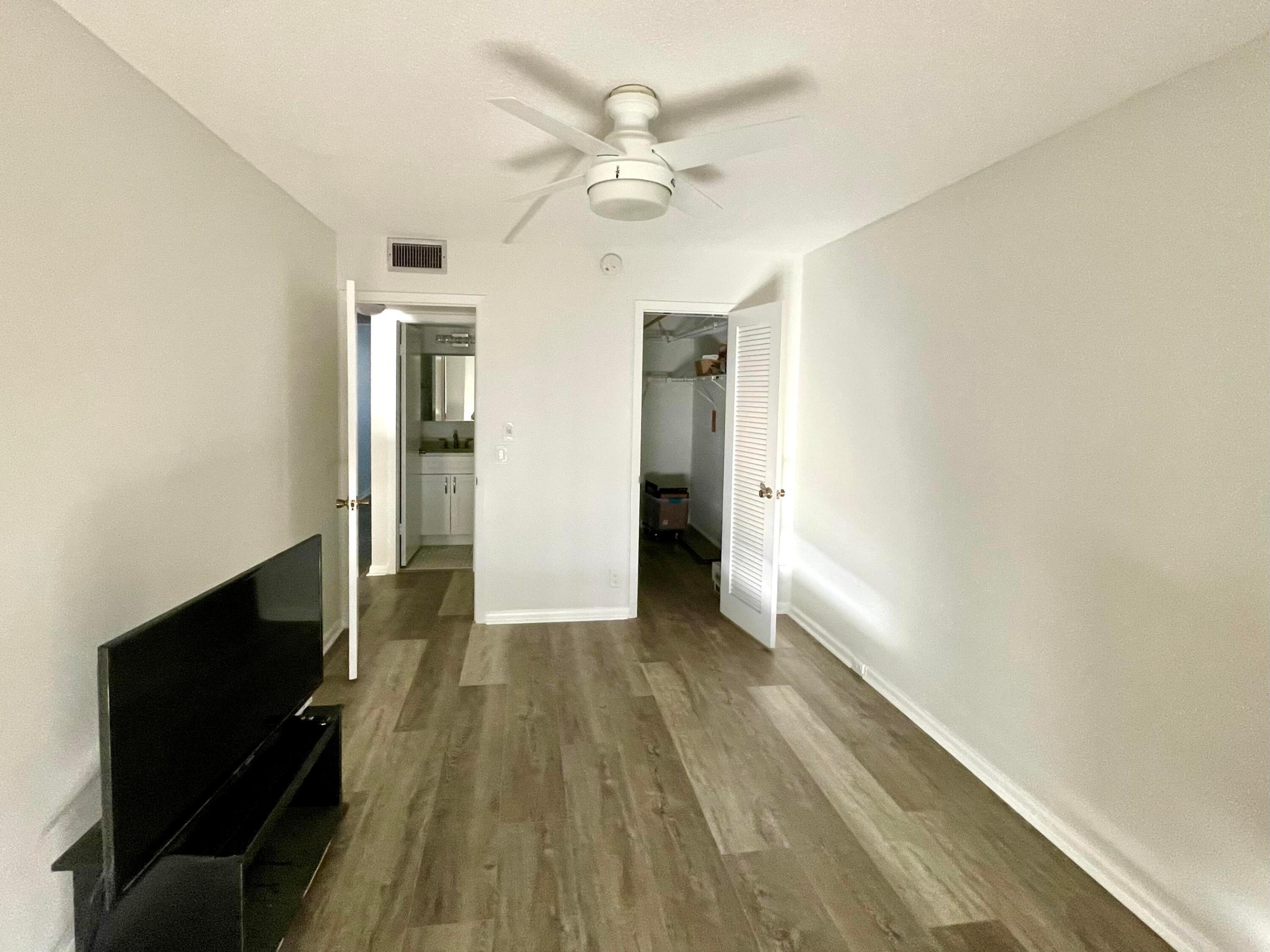 2080 Guildford E E