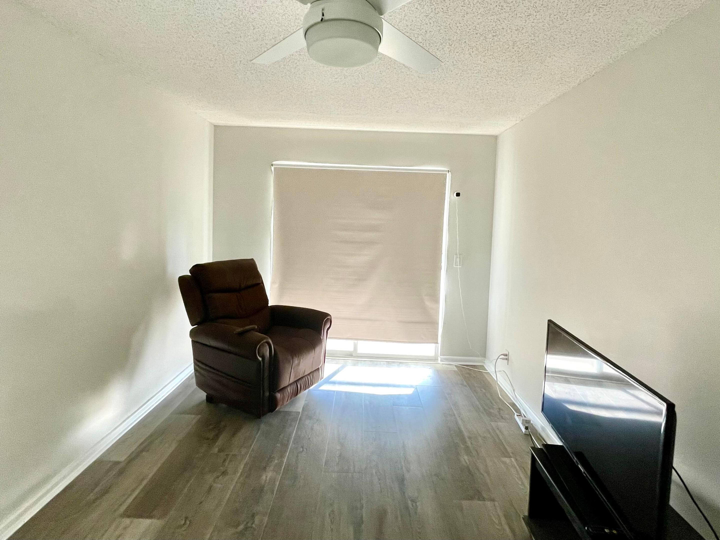 2080 Guildford E E