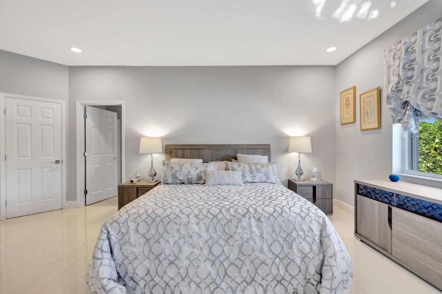 6650 NW 24th Terrace