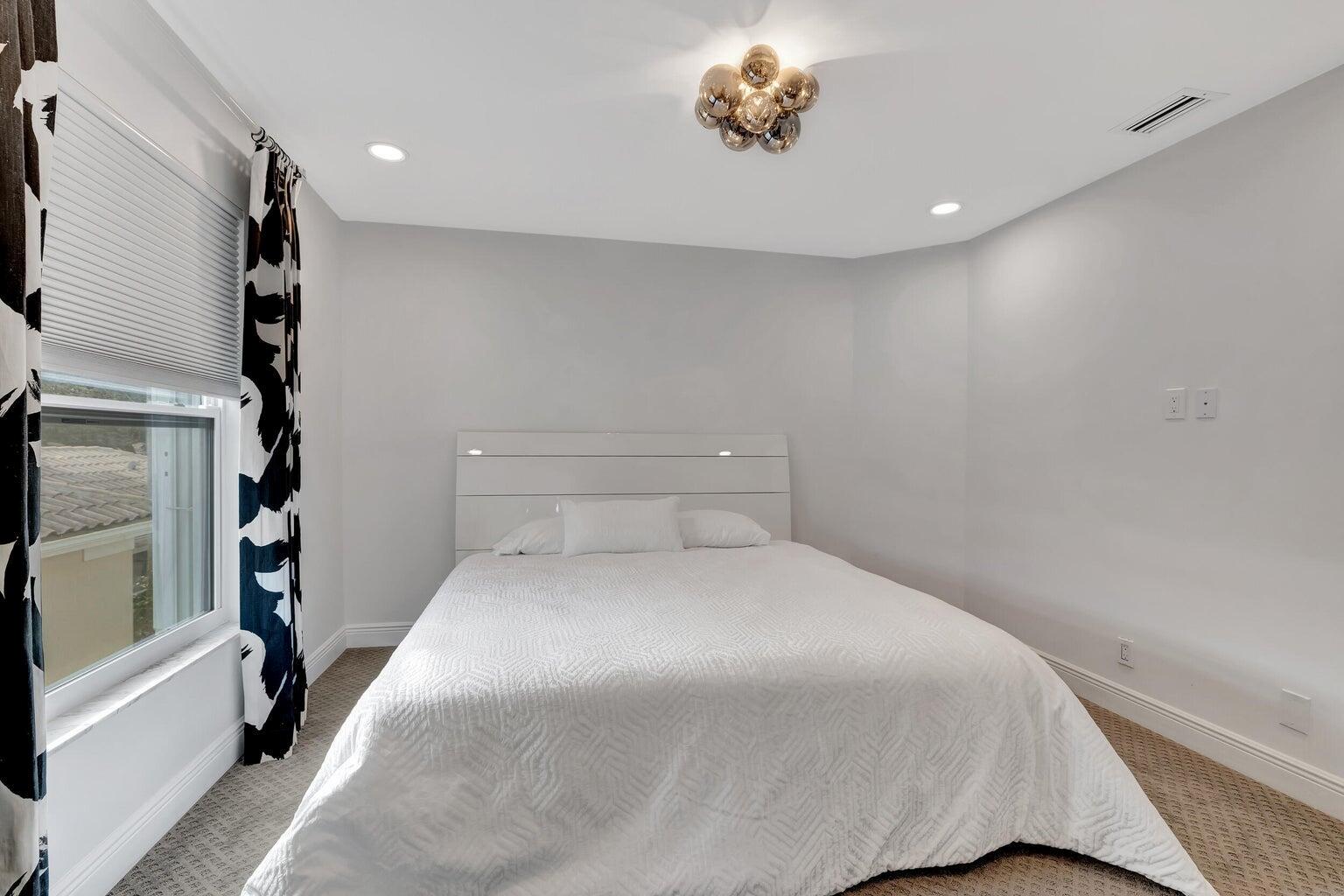 6650 NW 24th Terrace