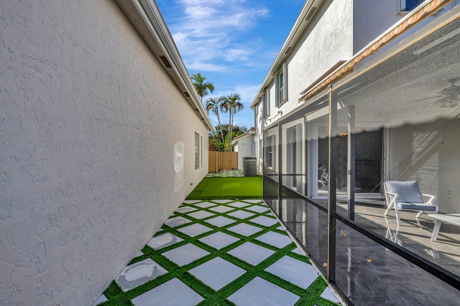 6650 NW 24th Terrace