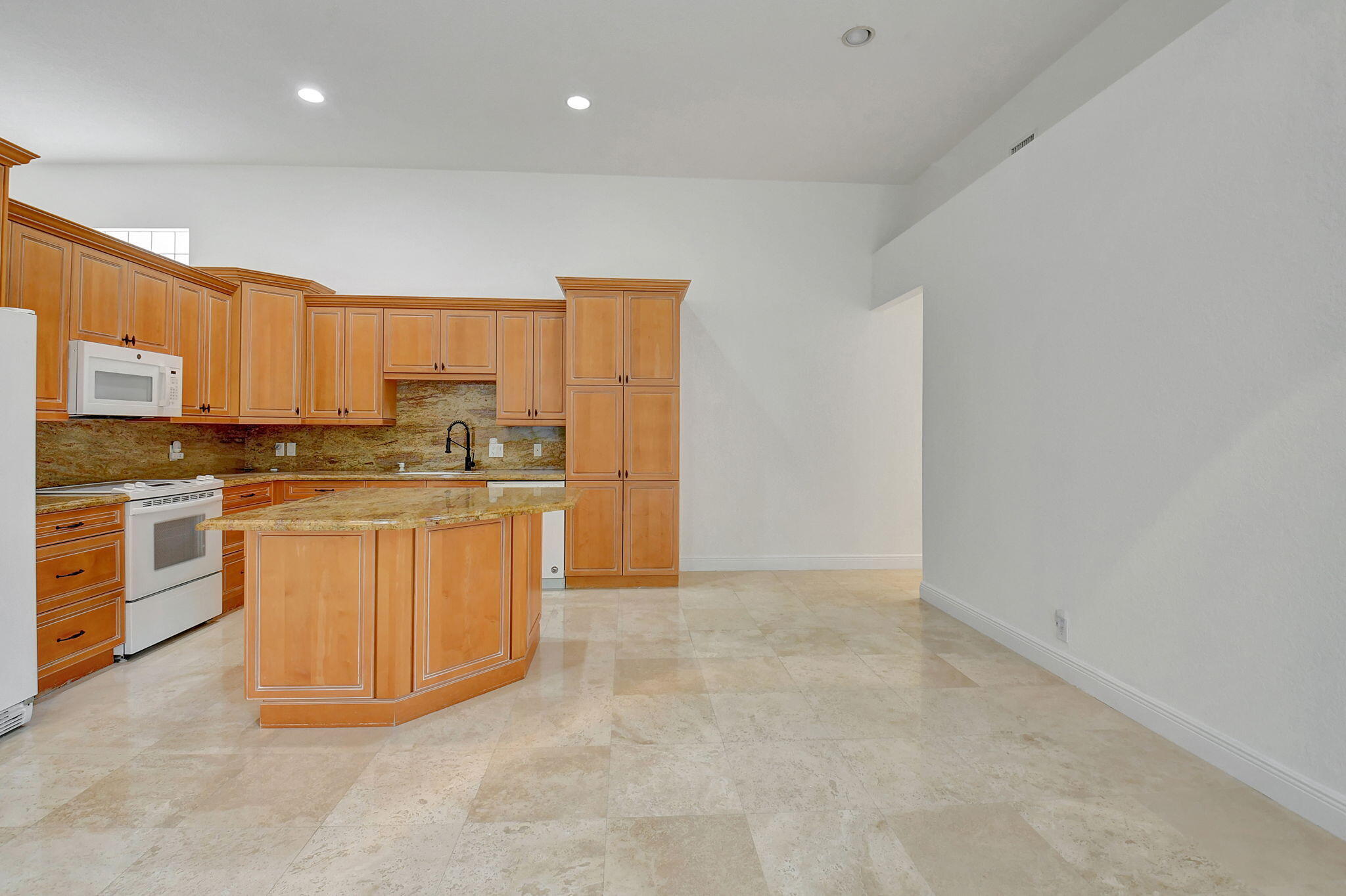 6689 NW 23rd Terrace