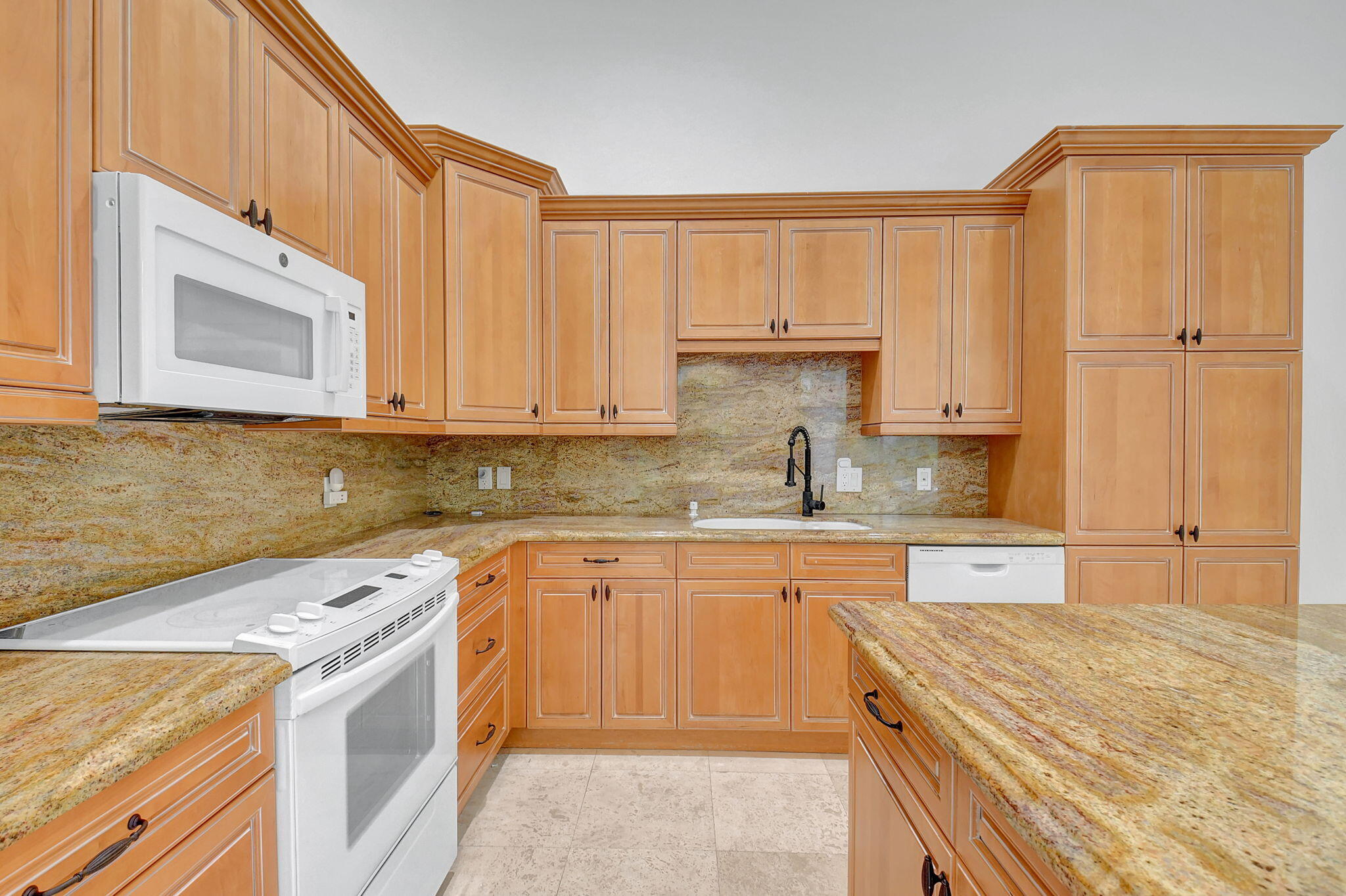 6689 NW 23rd Terrace