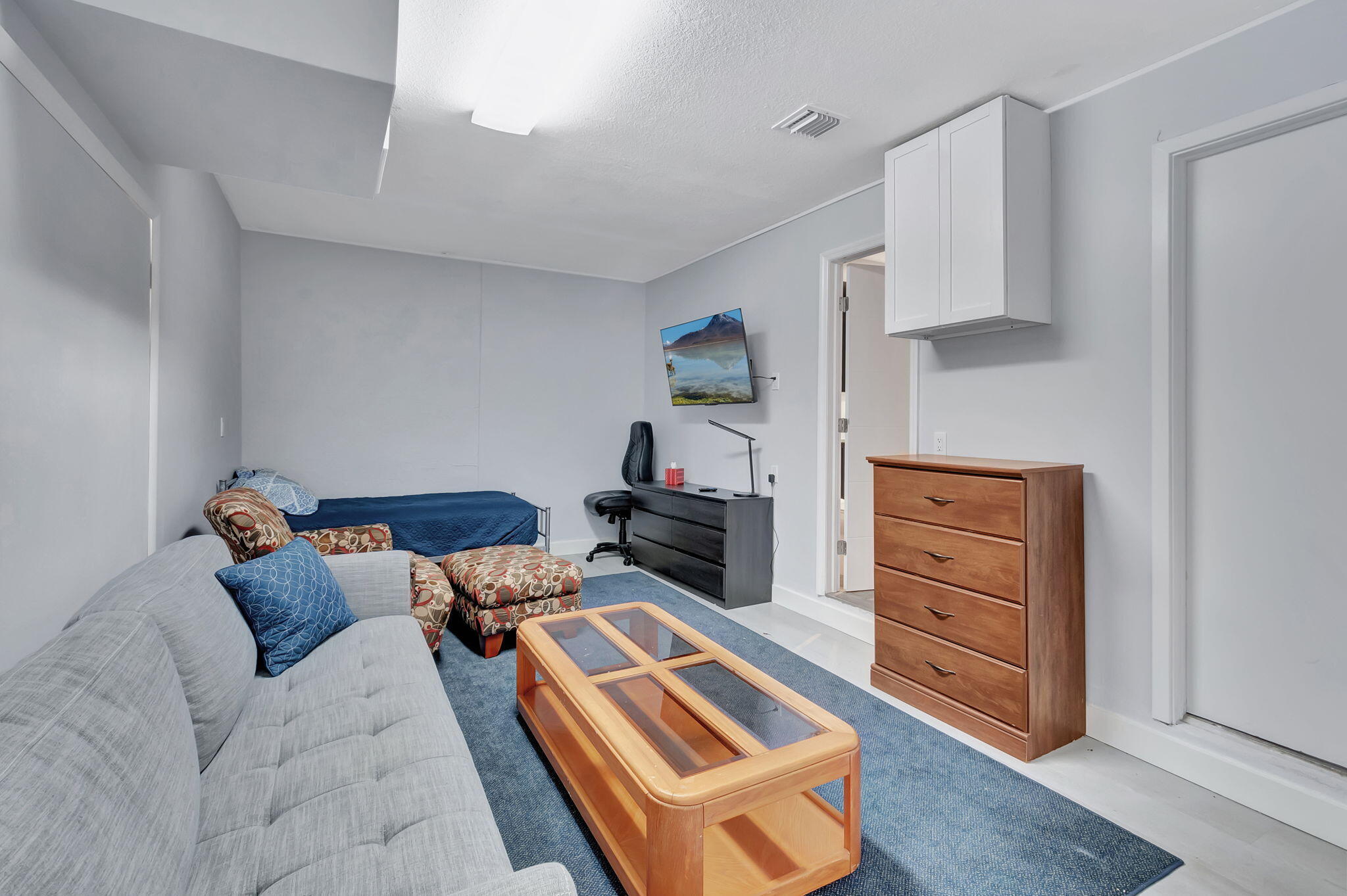 2002 NW 53rd Street