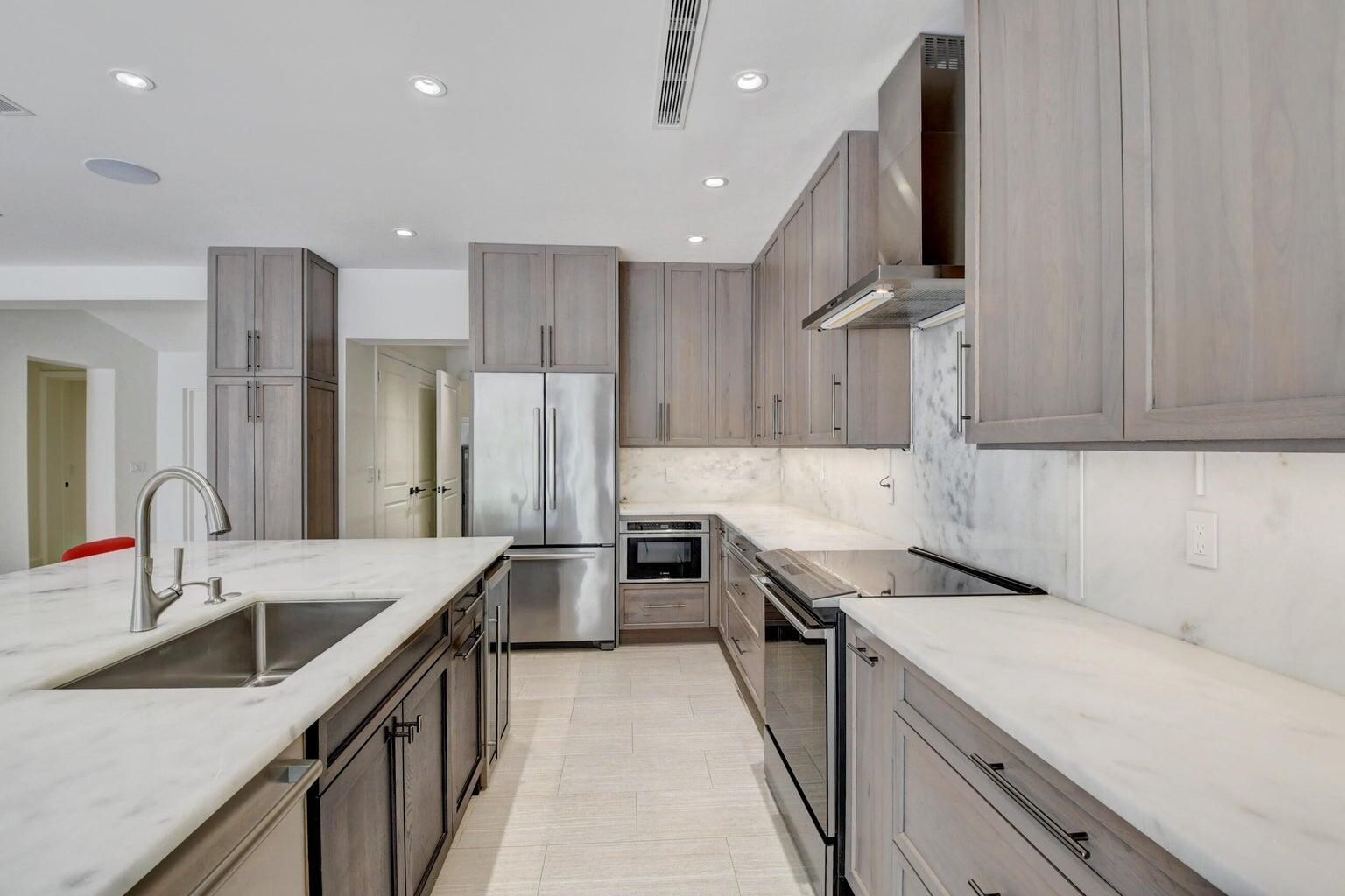 784 NE 71st Street