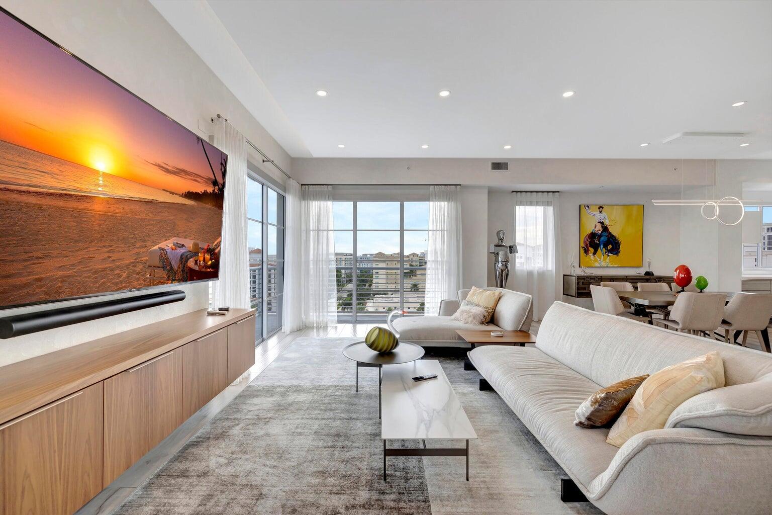 155 E Road 1003