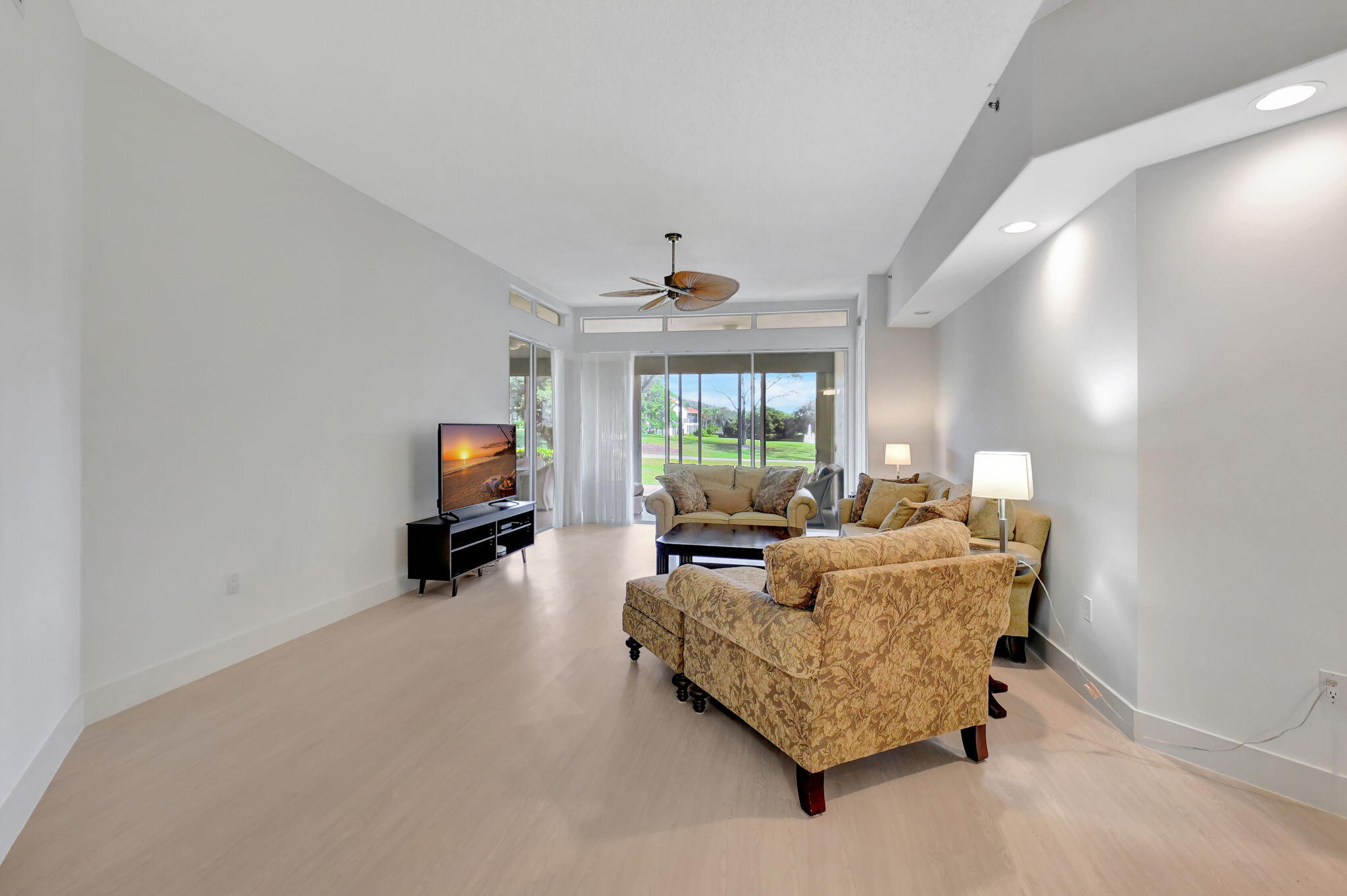 2454 NW 59th Street 1201