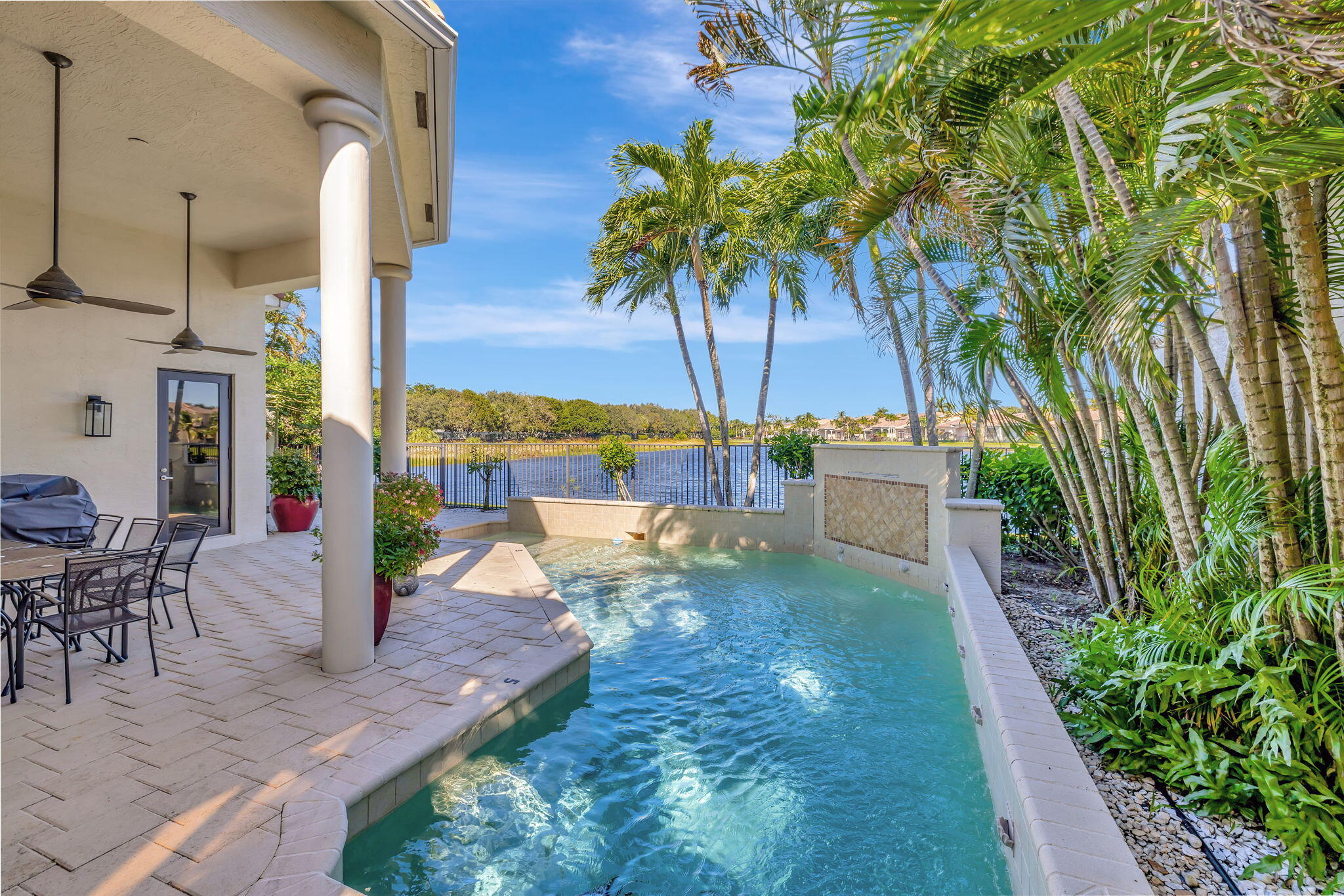 17987 Lake Azure Way