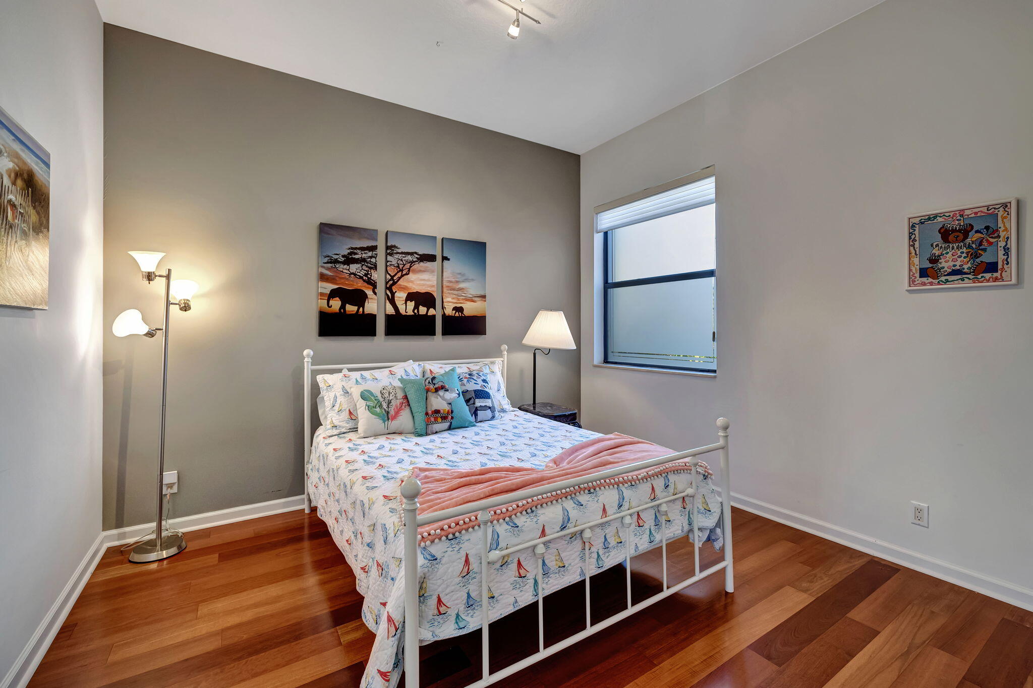 17987 Lake Azure Way