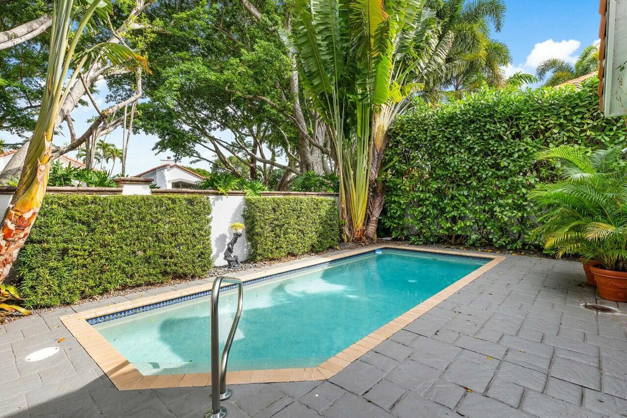 2165 NW 57th Street
