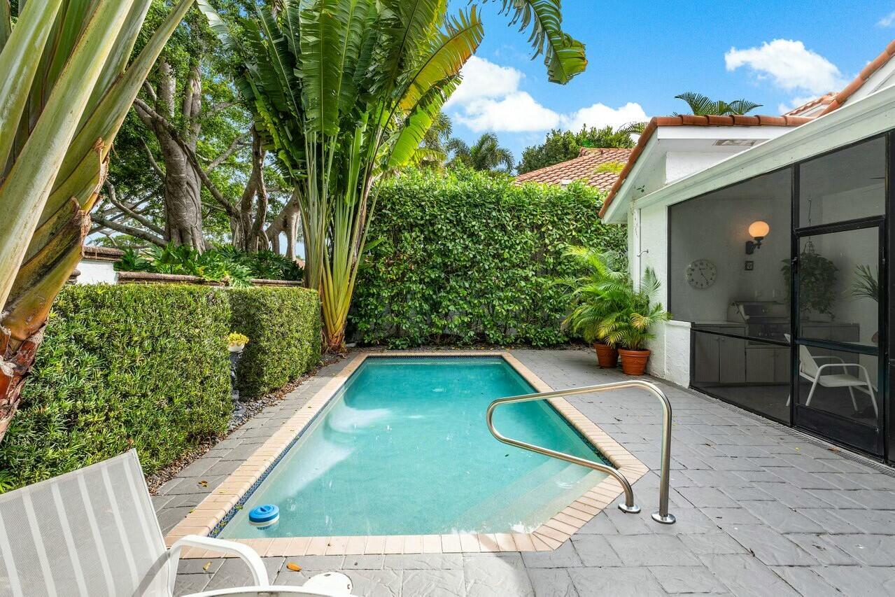 2165 NW 57th Street