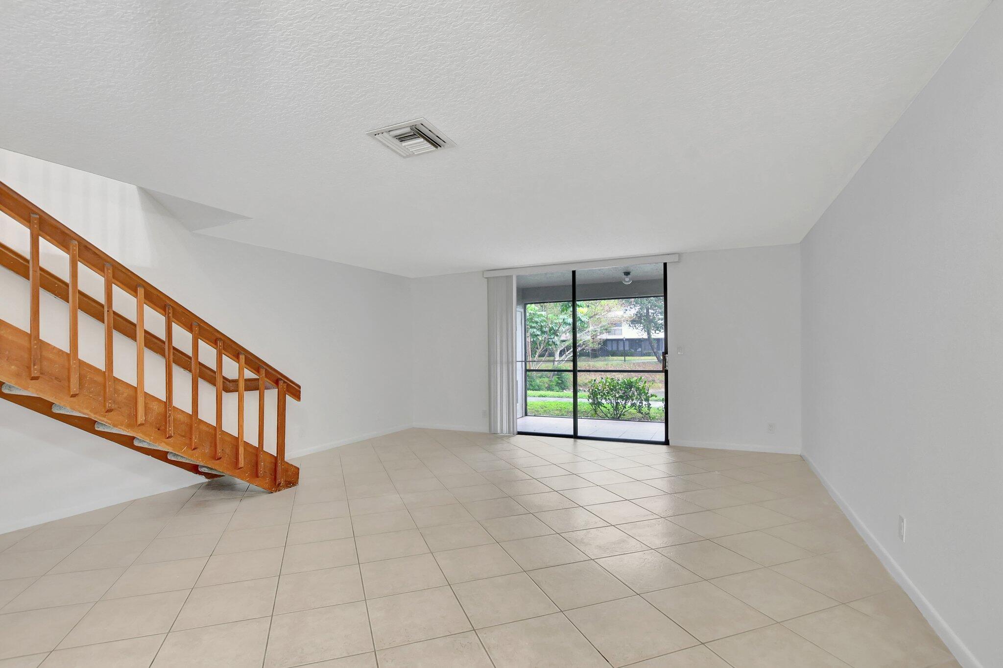 7630 Lago Del Mar Drive 6