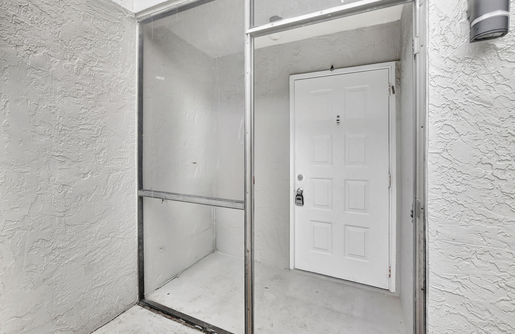 7630 Lago Del Mar Drive 6