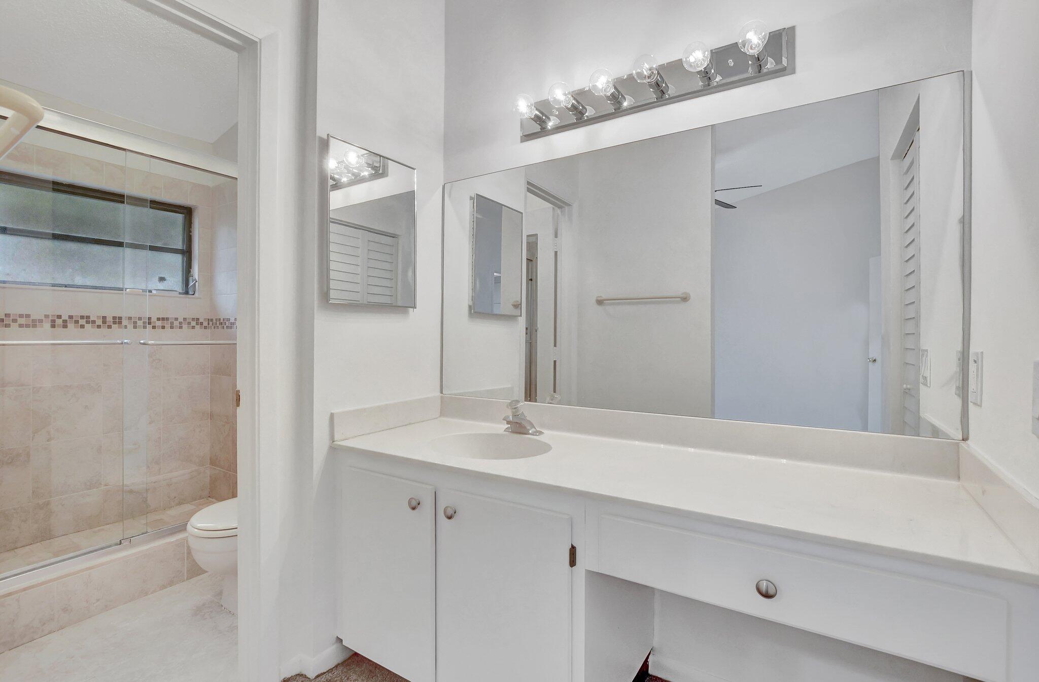 7630 Lago Del Mar Drive 6