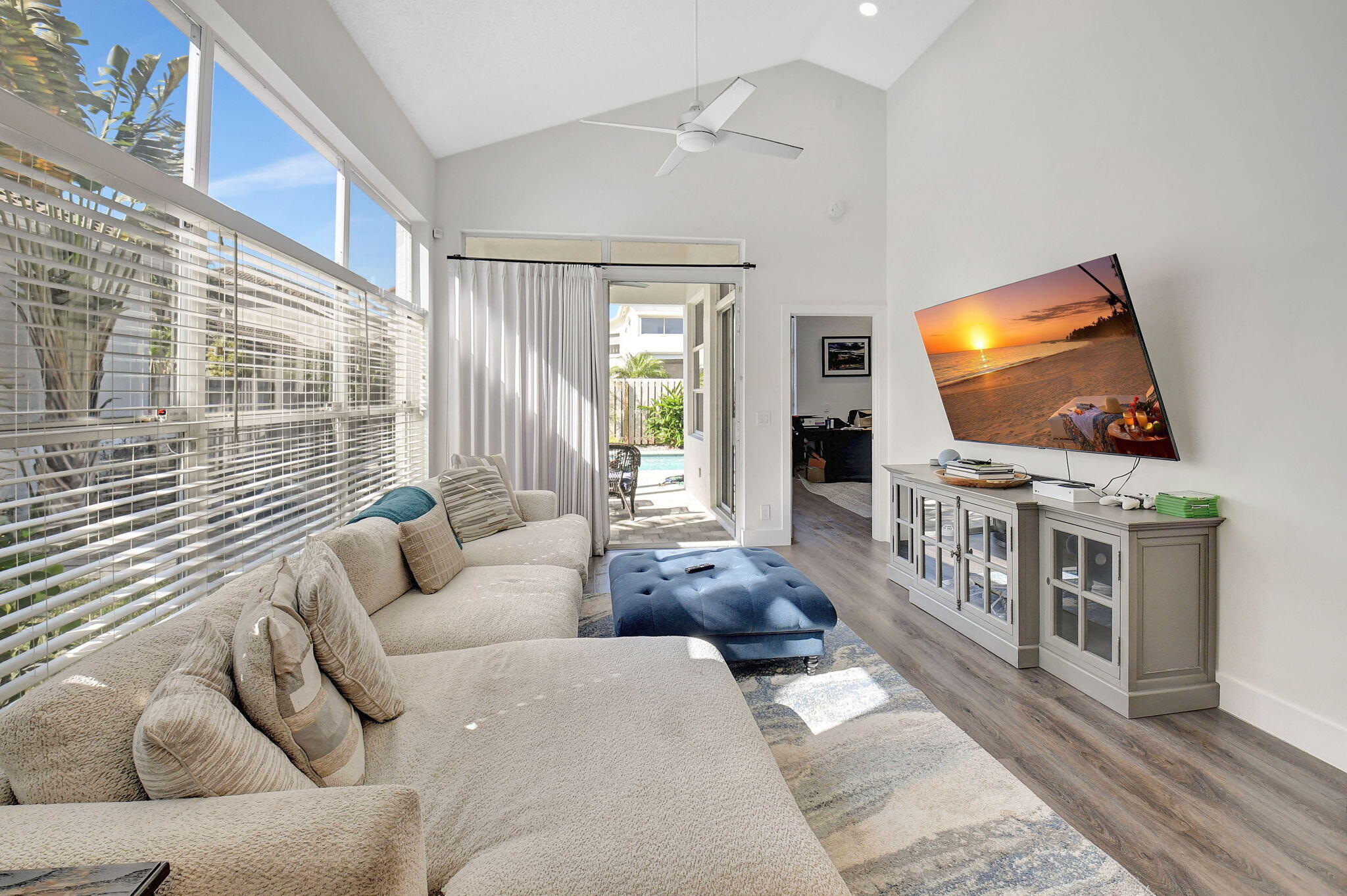 6675 NW 25th Terrace