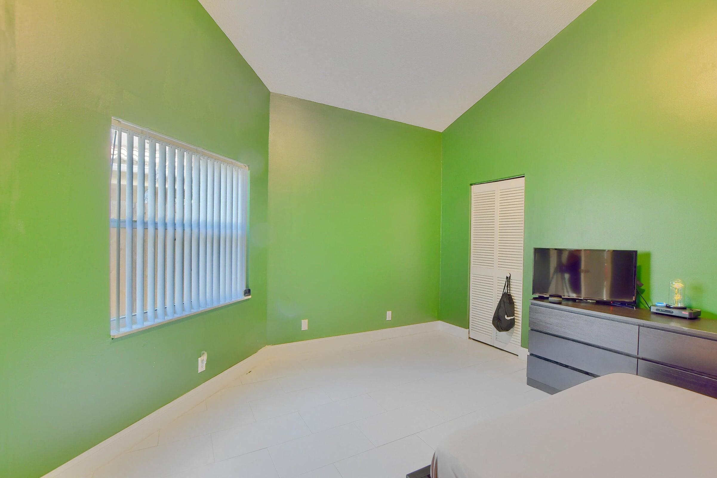 2475 NW 66th Drive