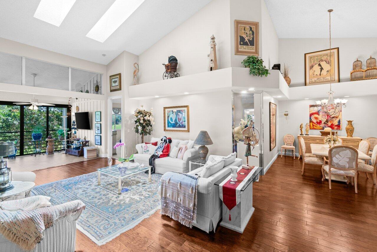 5846 NW 24th Avenue 202