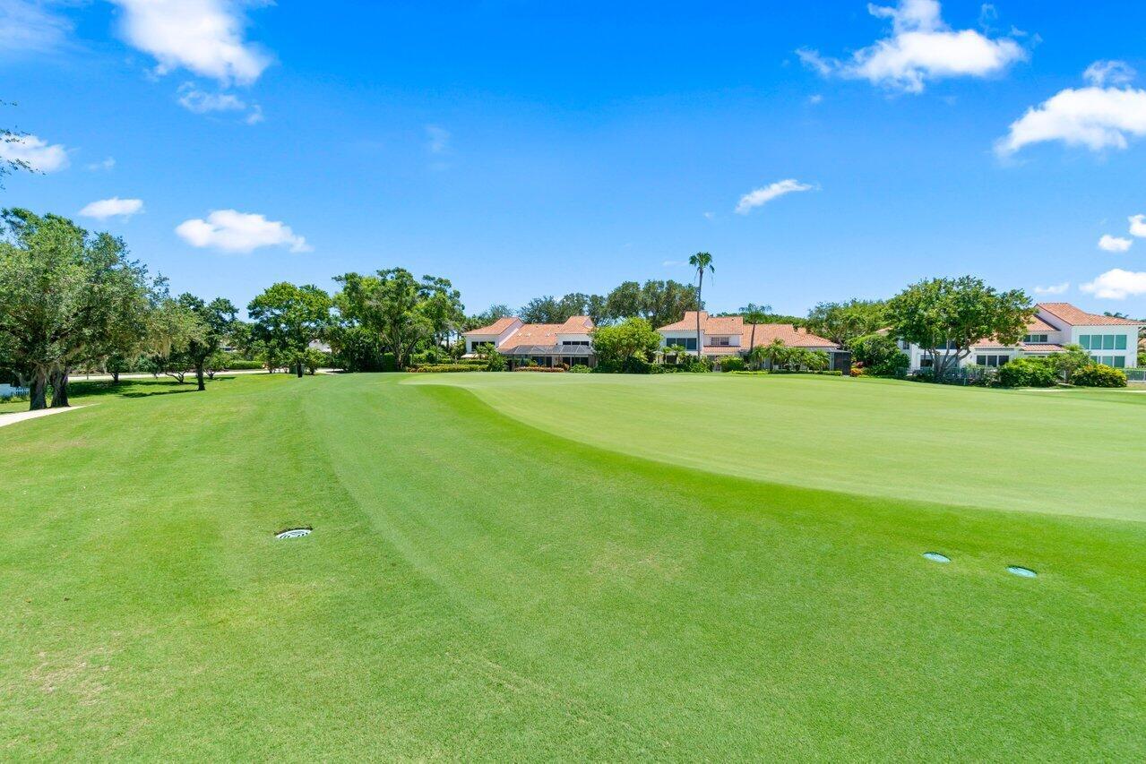 5846 NW 24th Avenue 202