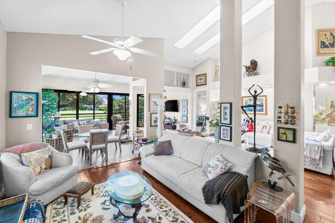 5846 NW 24th Avenue 202