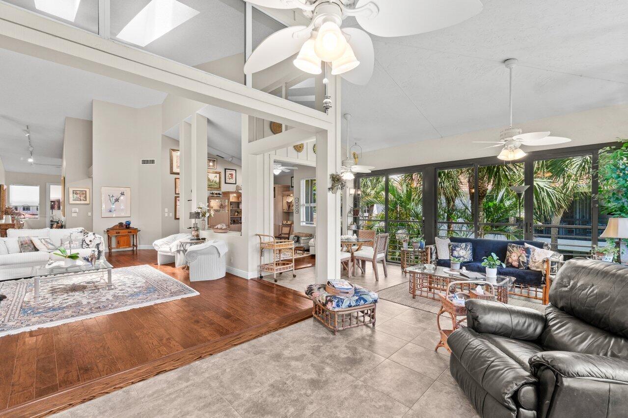 5846 NW 24th Avenue 202