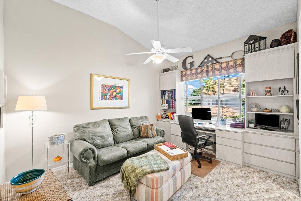 5846 NW 24th Avenue 202