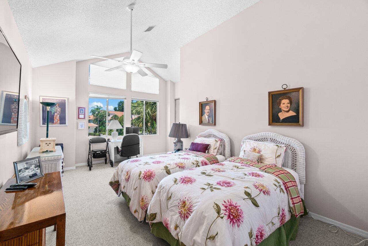 5846 NW 24th Avenue 202