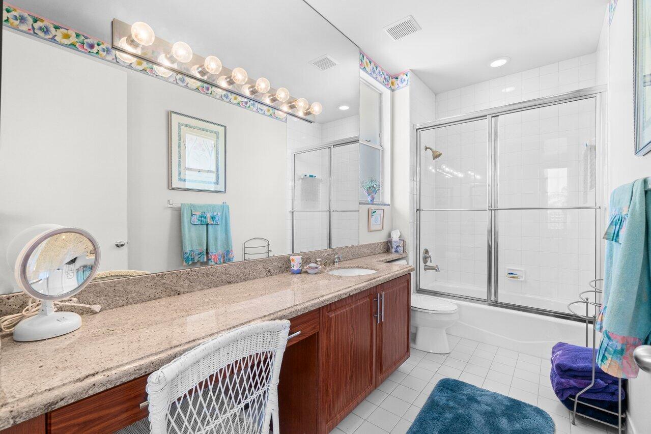 5846 NW 24th Avenue 202