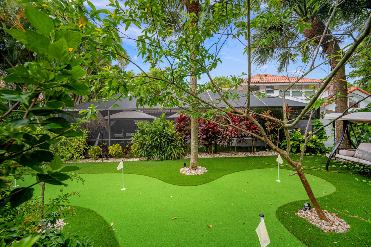 2081 NW 52nd Street