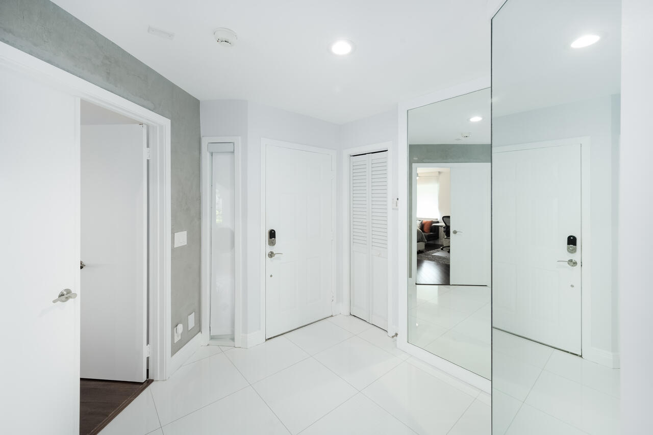 2081 NW 52nd Street