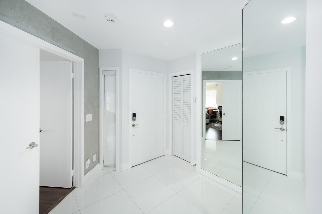 2081 NW 52nd Street