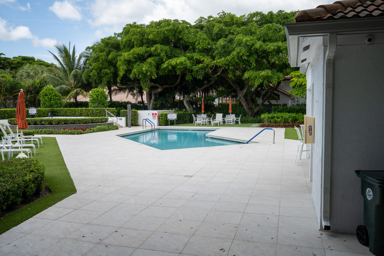 2081 NW 52nd Street